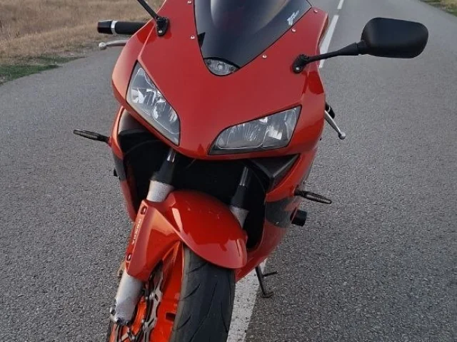 Фото: Продам HONDA CBR 600 RR