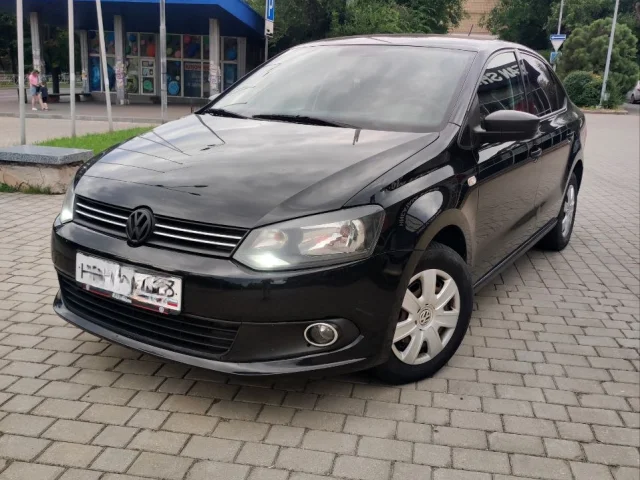 Фото: Volkswagen Polo 2014г
