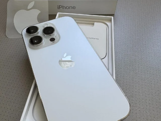 Фото: iPhone 14 Pro, 256 ГБ