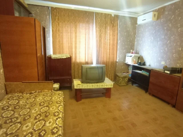 Фото: Продам 1 ком. кв-ру, ул. Рудакова 76, 9/9. Крупногабаритная, общая площадь-37 м.кв, жилая-18,5 м.кв, ниша. Лифт работает