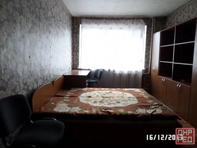Фото: Сдаётся комната в общежитии на Полиграфической Мебель есть , есть холодильник