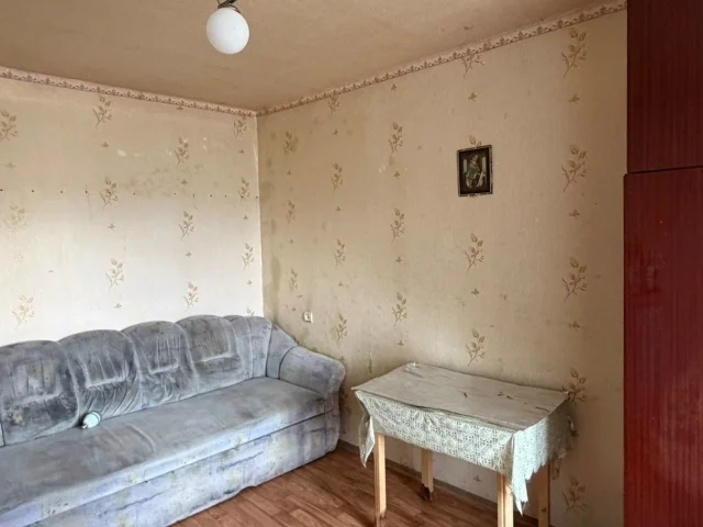 Фото: Продам 1 ком. кв-ру, ул. Остапенко 46, 6/9. Малосемейка, общая площадь 23кв.м. Новые входные двери, окна пластик , балко