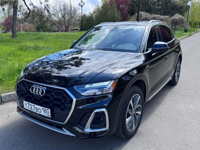 Фото: Audi Q5 конец 2022 года