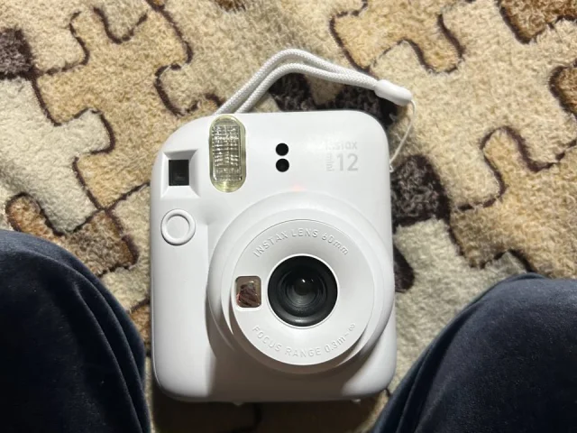 Фото: Продам фотик instax mini 12