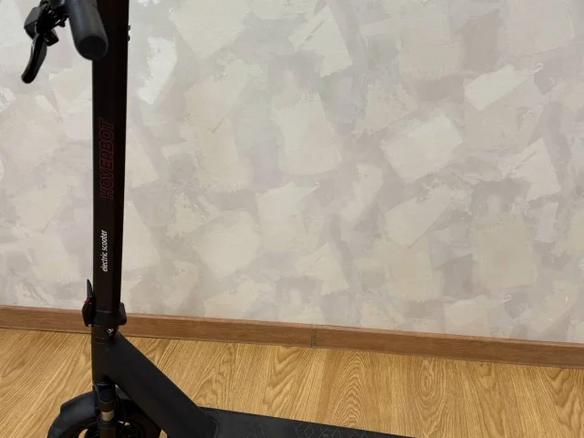 Фото: Продам электросамокат Hoverbot gt-01pro