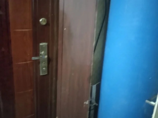 Фото: Продам входную дверь. Сторона открывания двери -правая. Самовывоз
