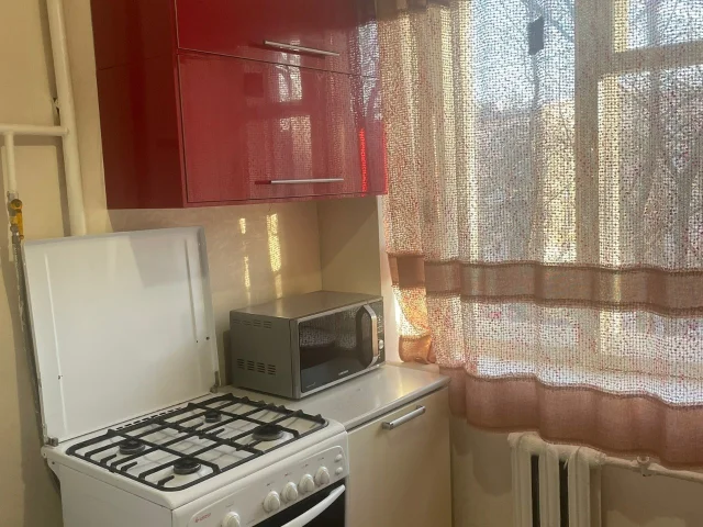 Фото: Сдам на длительный период двухкомнатную квартиру, пятый этаж, 33кв. м