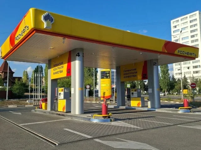 Фото: Продам бензин АИ 92 🛢️премиум цена 150 светлый не вонючий проверенный 😉 подходит так же для генератор👍