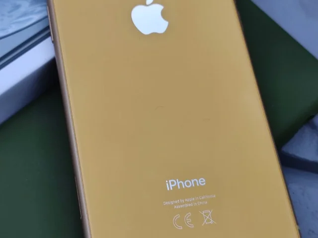 Фото: Apple Iphone XR
