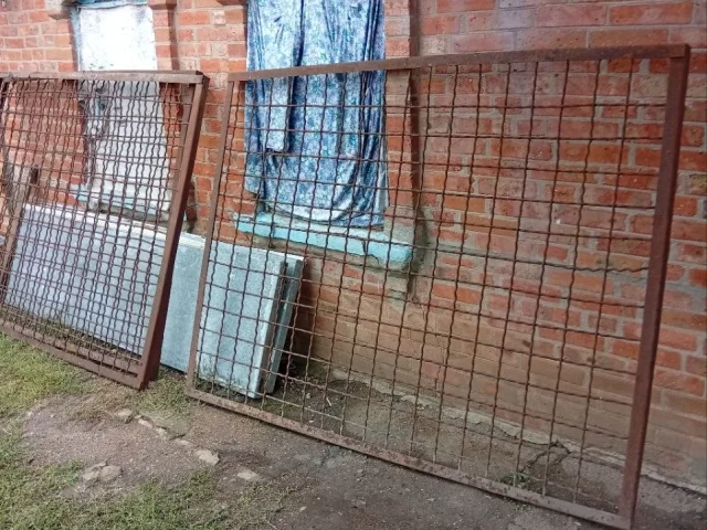 Фото: Продам карта сетку 2×1.5, цена 2500руб штука,В наличии 3 шт