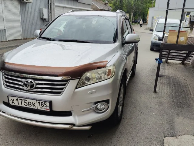 Фото: Продам Toyota Rav 4  2012 год. Рестайлинг