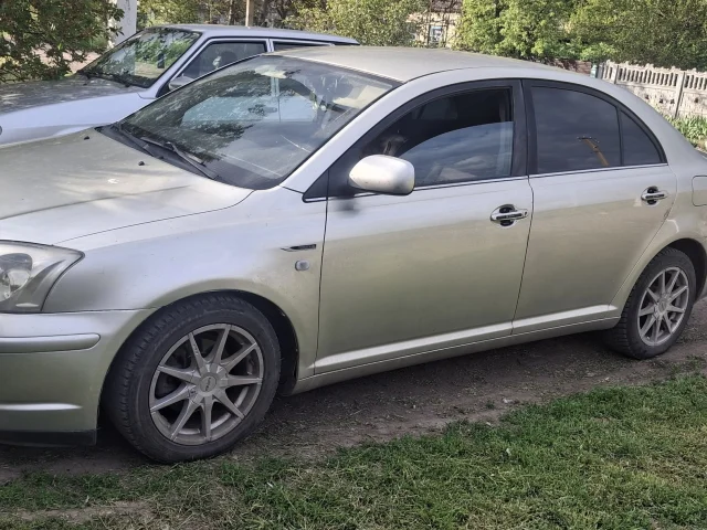 Фото: Toyota Avensis