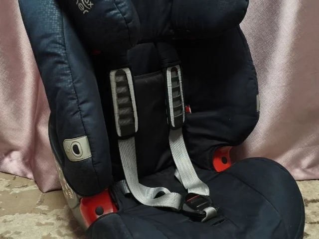 Фото: Автокресло Britax Romer