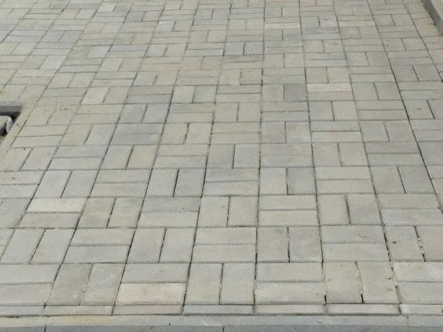 Фото: УКЛАДКА ТРОТУАРНОЙ ПЛИТКИ ФЭМ!!!