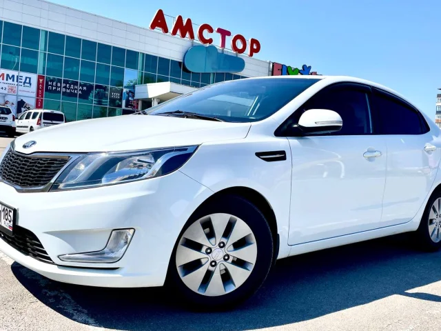 Фото: 🚘 KIA RIO III