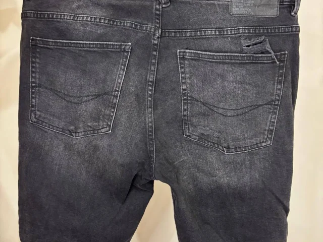 Фото: Продам мужские джинсы и джинсовые шорты Pull&Bear в отличном состоянии