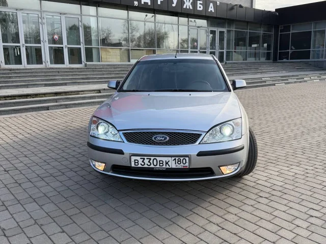 Фото: Продаю Ford Mondeo 2003 года — комфортный и надежный лифтбек в хорошем состоянии