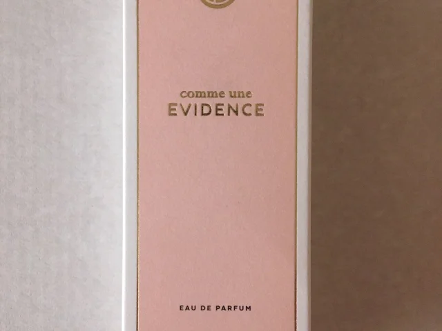 Фото: Парфюмерная вода Эвиденс 50 мл 2000 р. Вишневского