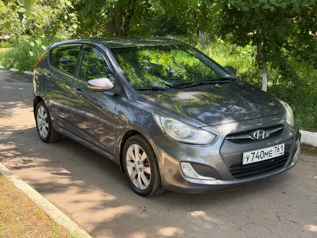 Фото: 🇰🇷Hyundai Solaris🇰🇷. Живой Солярис, с хорошей историей и не в состоянии «сел и сидишь» а реально хорошая машина. 1.6 Авт