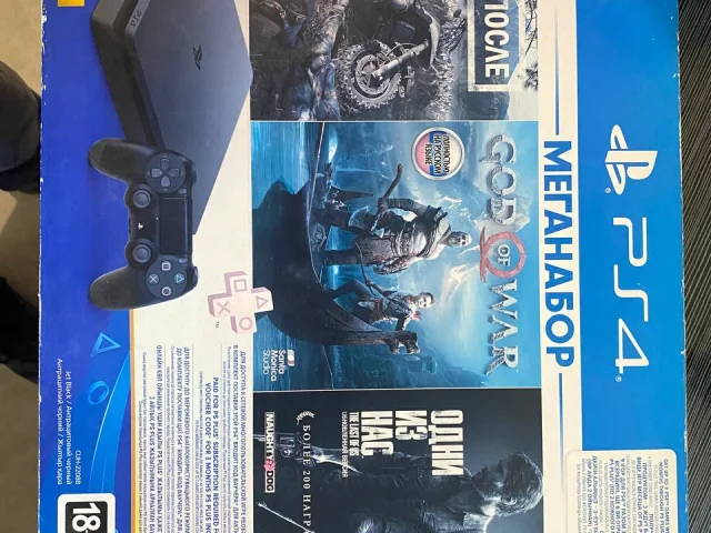 Фото: Продам PS 4 slim 1 t . В хорошем состояние в коробке , два джойстика . 25000₽ вопросы в лс или по номеру
