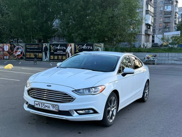 Фото: Ford Fusion рестайлинг 2017 год, двигатель 2.5, АКПП, газ/бензин. пробег 133 900 тыс.км