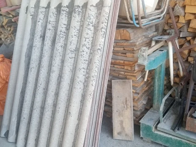 Фото: Продам шифер б/у. Цена 300 руб.шт.50-60 шт. Луганск