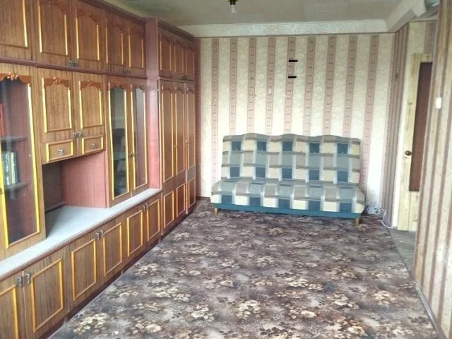 Фото: Продам 2-к квартиру на кв. Ватутина, г. Луганск