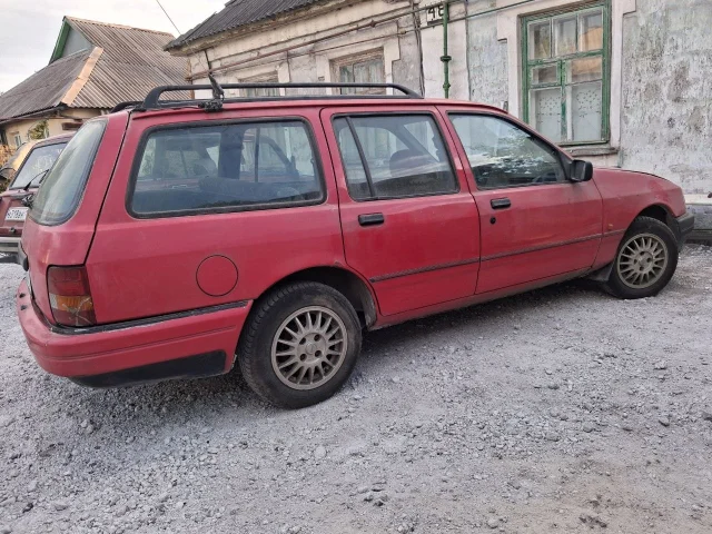 Фото: Продам Ford Sierra, 1991 года, 2 литра бензин, коробка механика, задний привод, очень редкий кузов универсал. Кузов в хо