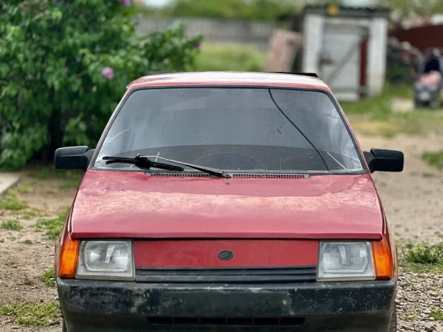 Фото: Продам Таврию, на полном боевом ходу. 🚗 Целиком или на разбор. 📍 УКР УЧЕТ! 30.000₽ Азовское. 📞