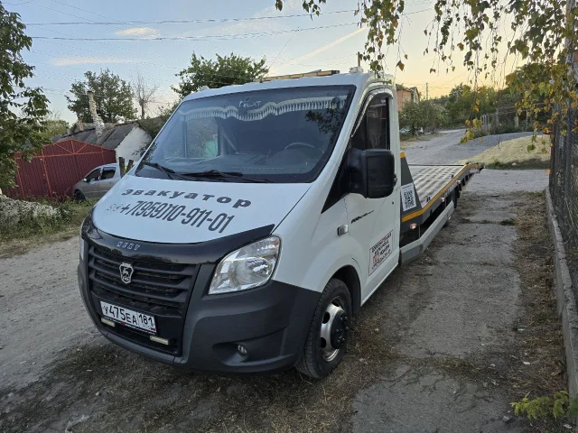 Фото: Продам свой эвакуатор на базе Газель Next 2013 год, 2.8 Cummins, в работе год, сделан в 2024 году. Усновлена пневма, спа