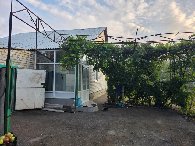 Фото: Сдам дом 70м2, Тельмана (р-н Добродии), Артемовский р-н, Луганск