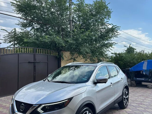 Фото: 🚙 Nissan Rogue 2022