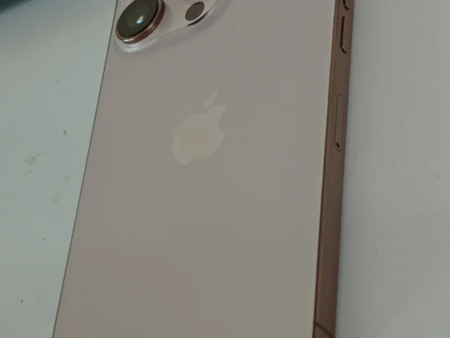Фото: iPhone 16 ProMax