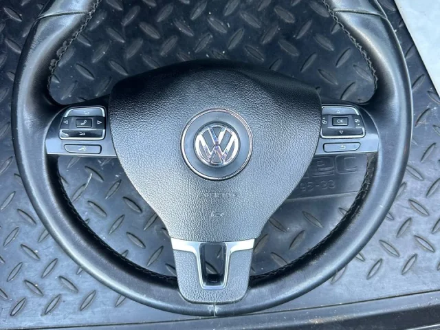Фото: Продам руль VW Passat b7