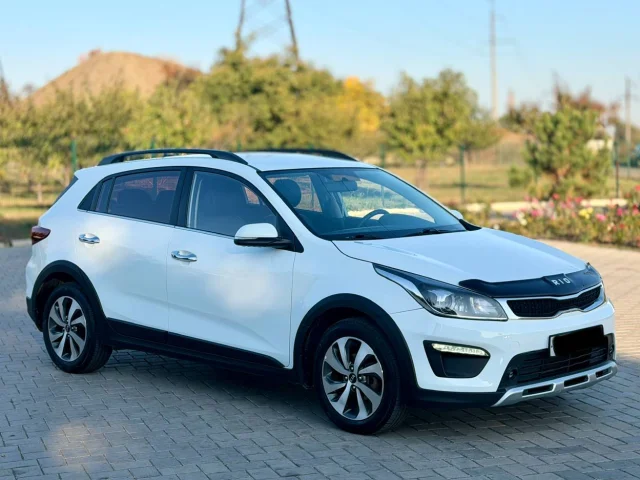 Фото: KIA Rio X-line