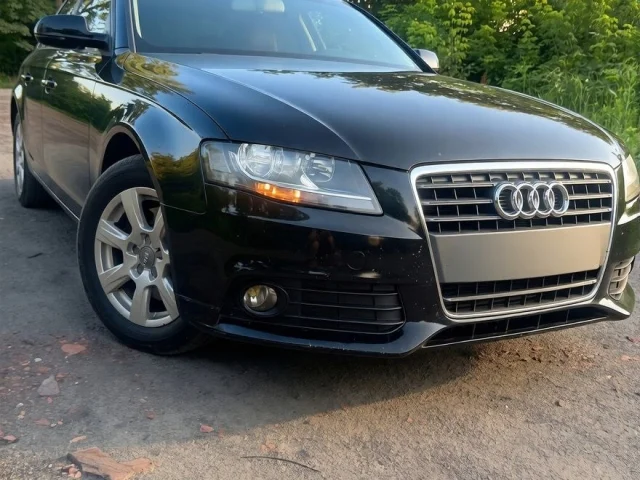 Фото: Продается Ауди А4 B8 1,8 CVT, 2011 года выпуска, куплена была в салоне в январе 2012 году, машина находится в отличном т