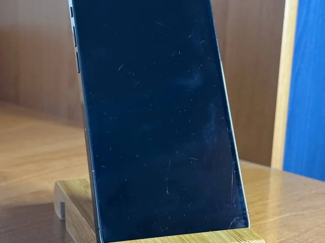 Фото: iPhone 12 Pro Max на 256