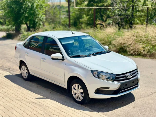 Фото: LADA GRANTA 2