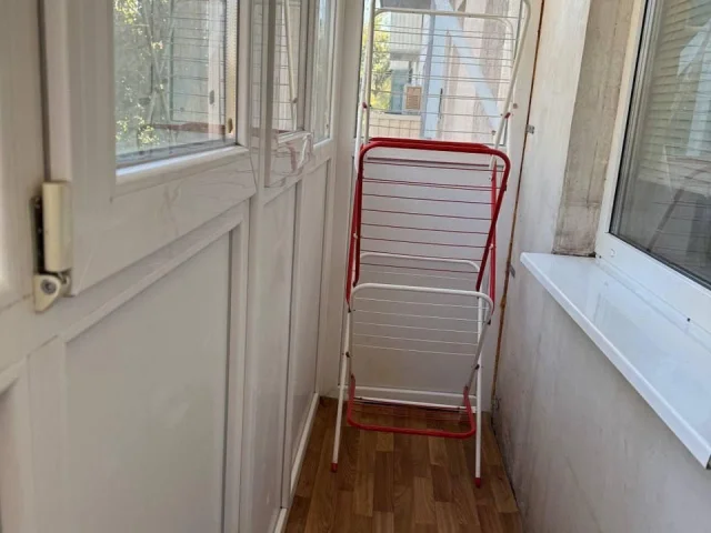 Фото: СРОЧНО продам 1 к.квартиру у самого берега моря! Приморский район ЦЕНА СНИЖЕНА