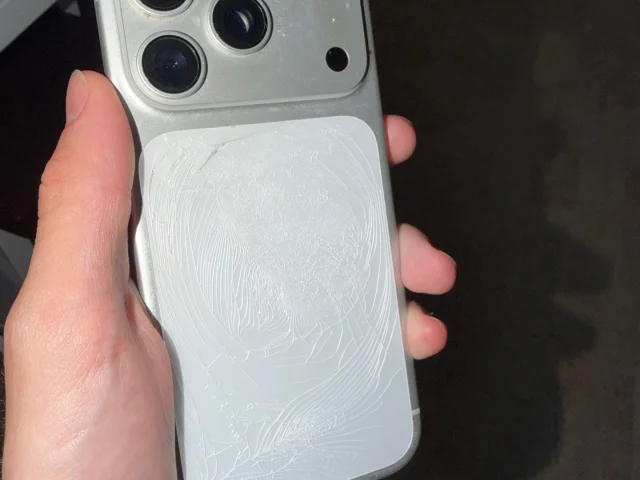 Фото: iphone 17pro 250гб