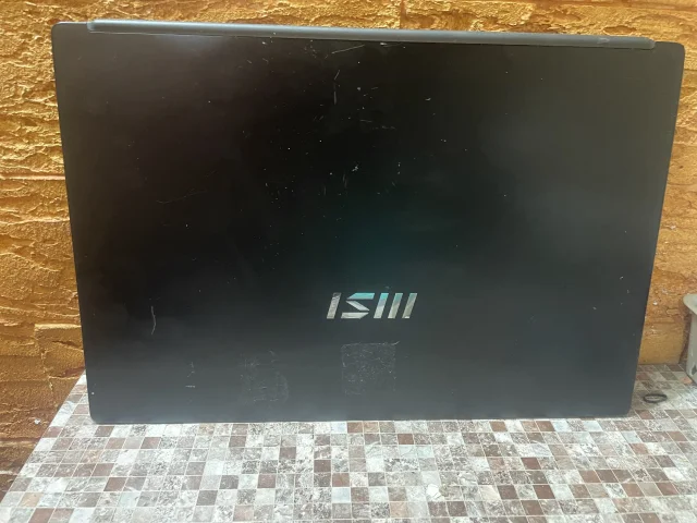 Фото: Продаю тонкий и производительный ноутбук MSI Modern 15 B12M в полном комплекте. Подойдет для работы, учебы, сёрфинга и н