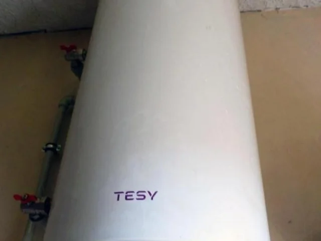 Фото: Продам бойлер Tesy б/у 80л цена 4тыс.руб. г.Мариуполь