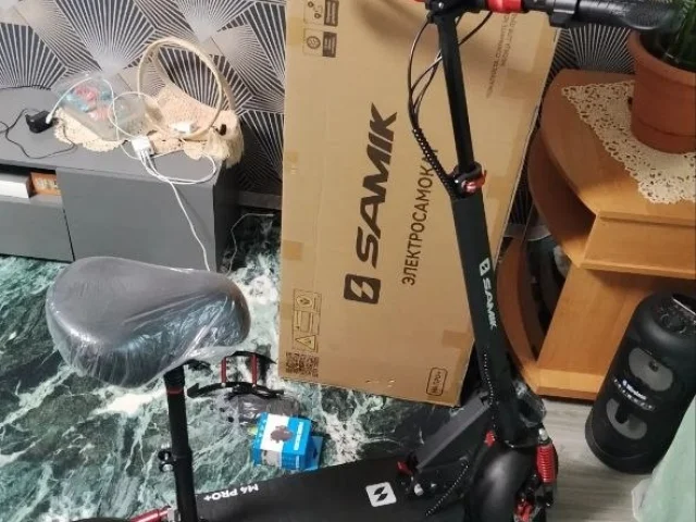 Фото: Продам Электросамокат Samik M4 pro Plus, АКБ 21000мач, мотор 800 w, управление настроек со смартфона, противоугонка, диа