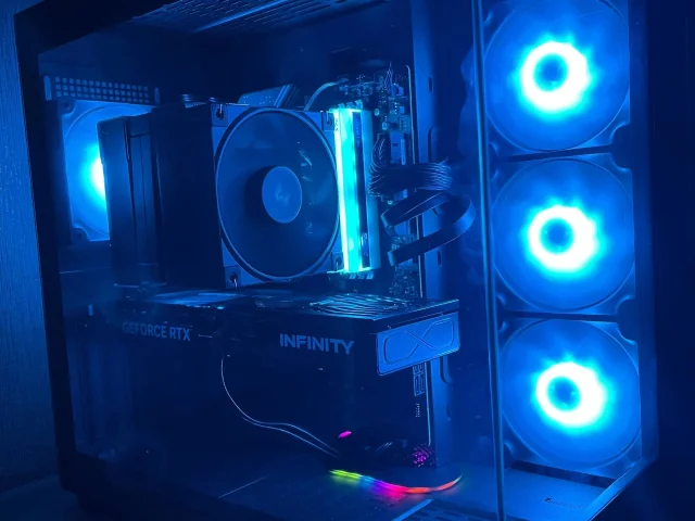 Фото: Продам Игровой ПК RTX 5070 / i5-14600KF / 32 ГБ DDR5 / SSD 1 ТБ