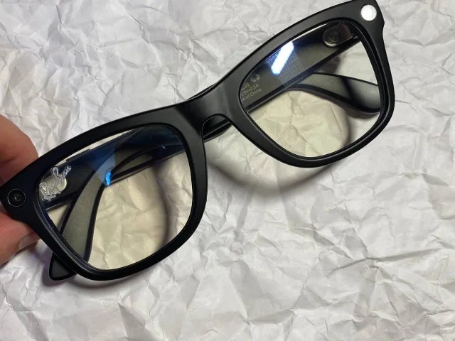 Фото: макеевка/донецк в наличии хорошая копия смарт очков Ray Ban (размер M)