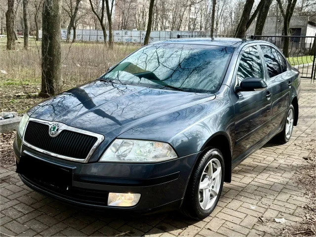 Фото: Продам Skoda Octavia a5 в отличном состояние! 2008 года! Без вложений! Двигатель 1.6 работает отлично! Не дымит не троит