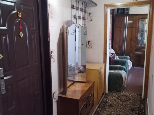 Фото: Сдам 2-х комнатную квартиру в Макеевке, микрорайон Зелёный на длительный срок. Минимум 6 месяцев. Находится рядом с авто