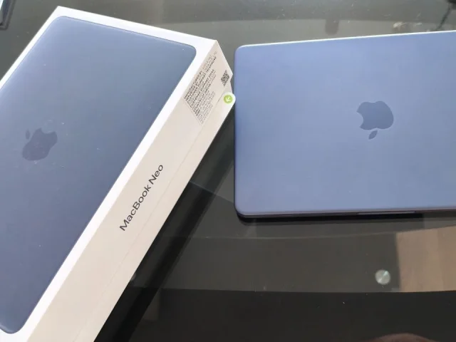 Фото: MacBook Neo 8/516 гб