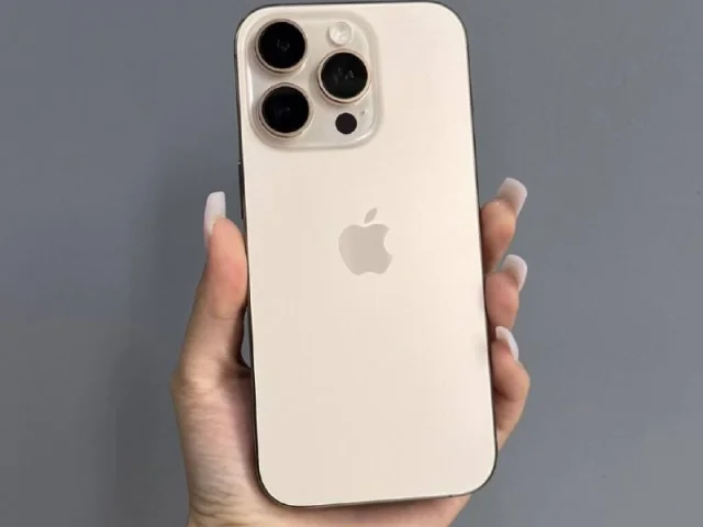 Фото: Продам iPhone 16 Pro Max 256gb