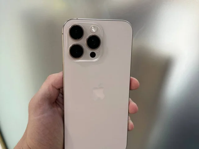 Фото: iPhone 16 Pro Max 256GB